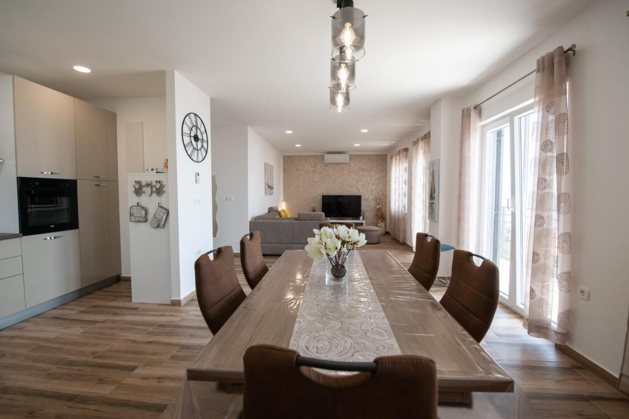 Apartman Rubinic Icici Luaran gambar